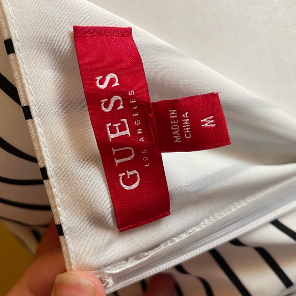 Guess striped jumpsuit size M - Picture 5 of 6